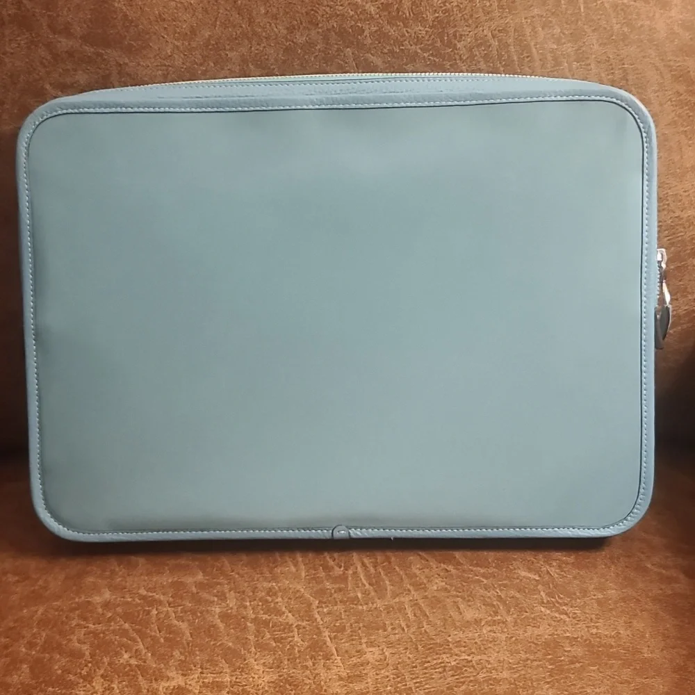 Coach Computer Case - Picture 2 of 9